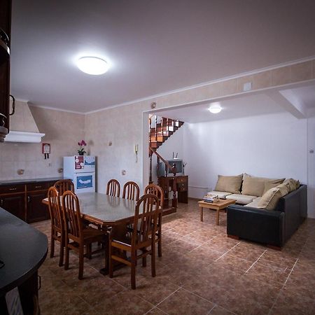 Ponta Delgada Guest House 2 Arrifes Esterno foto